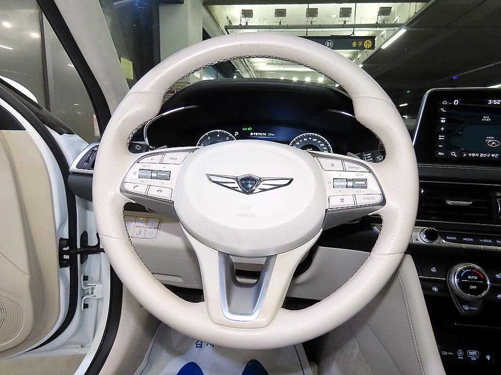 제네시스 G70 2.0T AWD 엘리트 이미지 8