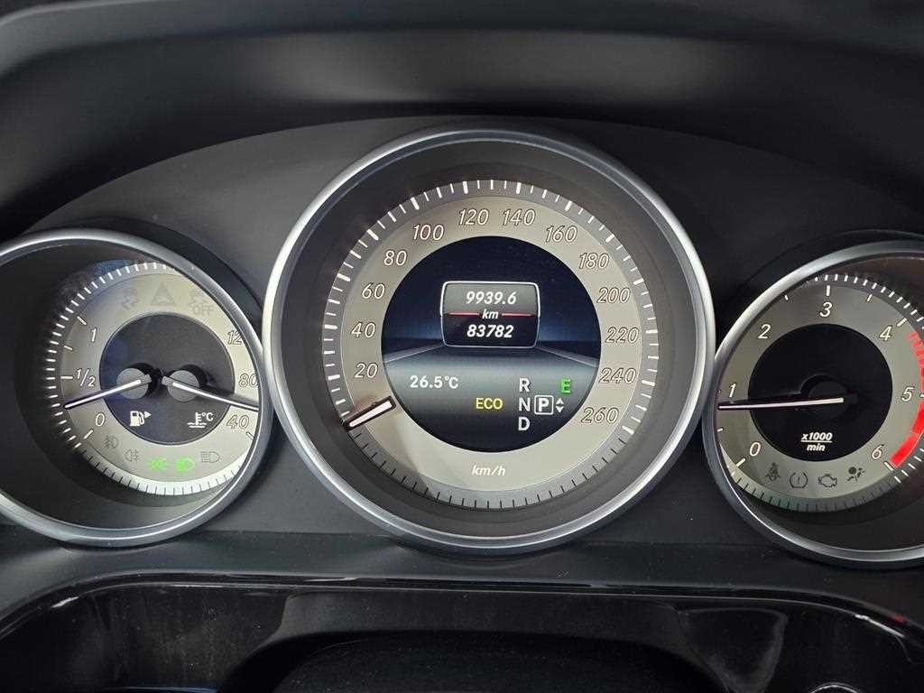 벤츠 E 클래스 E-클래스 W212 E220 CDI 아방가르드 이미지 5