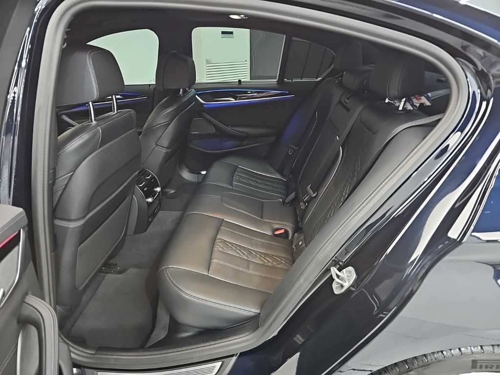BMW 5시리즈 5시리즈 (G30) 530i M 스포츠 이미지 12