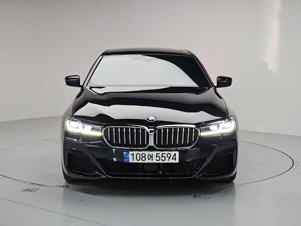 BMW 5시리즈 5시리즈 (G30) 530i M 스포츠 이미지 2