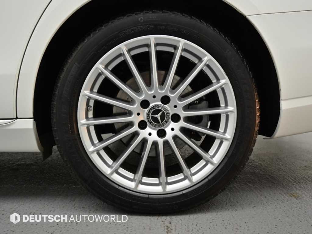 벤츠 E 클래스 E-클래스 W213 E220d 4MATIC 익스클루시브 이미지 5