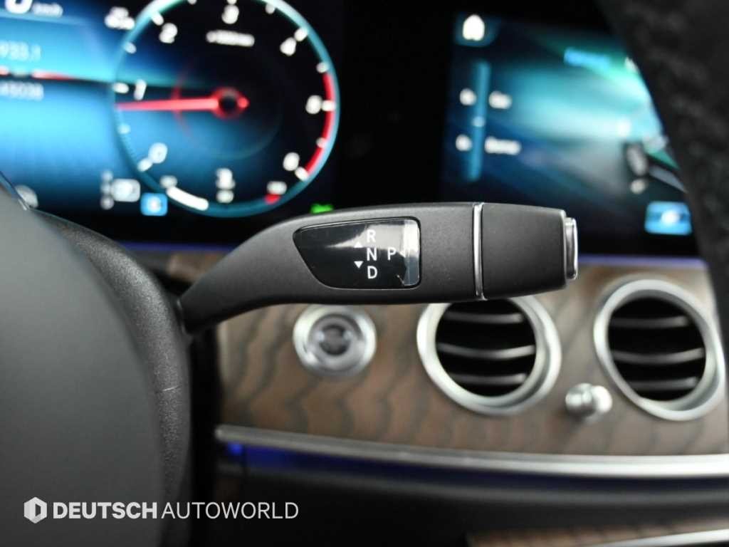 벤츠 E 클래스 E-클래스 W213 E220d 4MATIC 익스클루시브 이미지 9