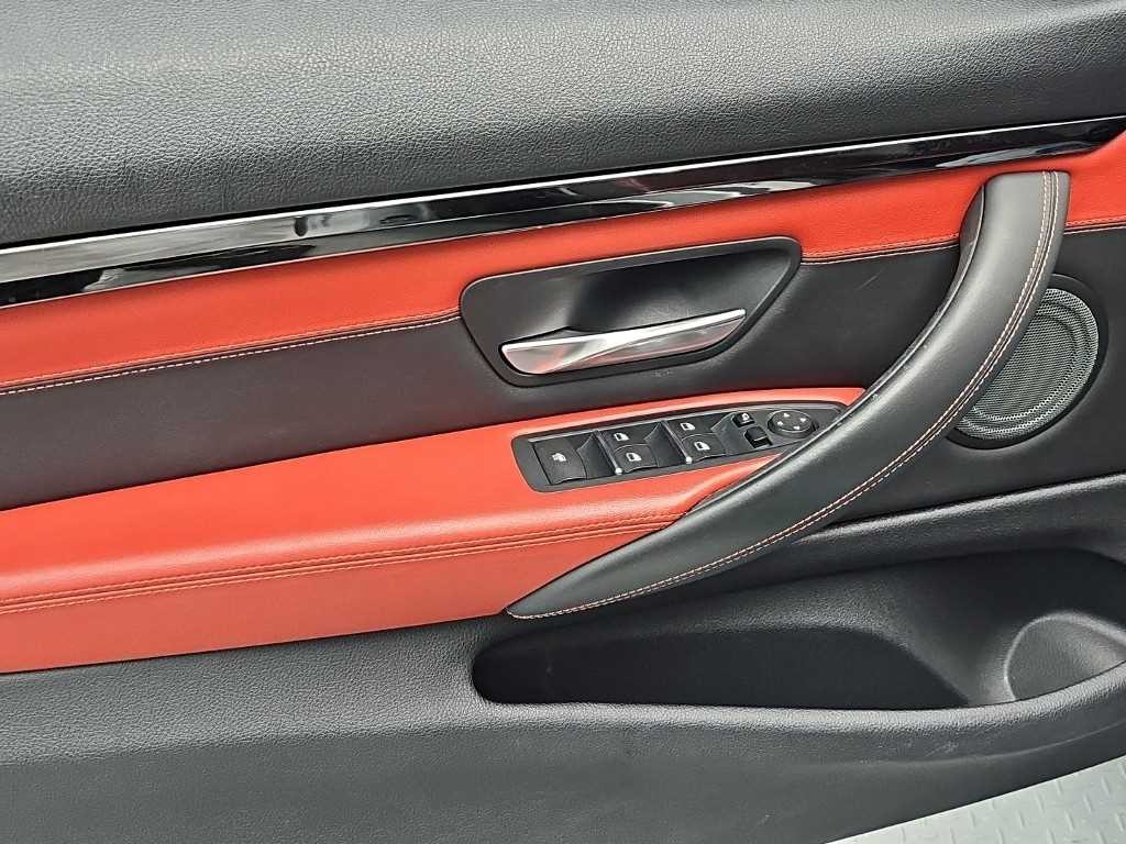 BMW 4시리즈 M4 (F82) 컨버터블 컴패티션 이미지 15