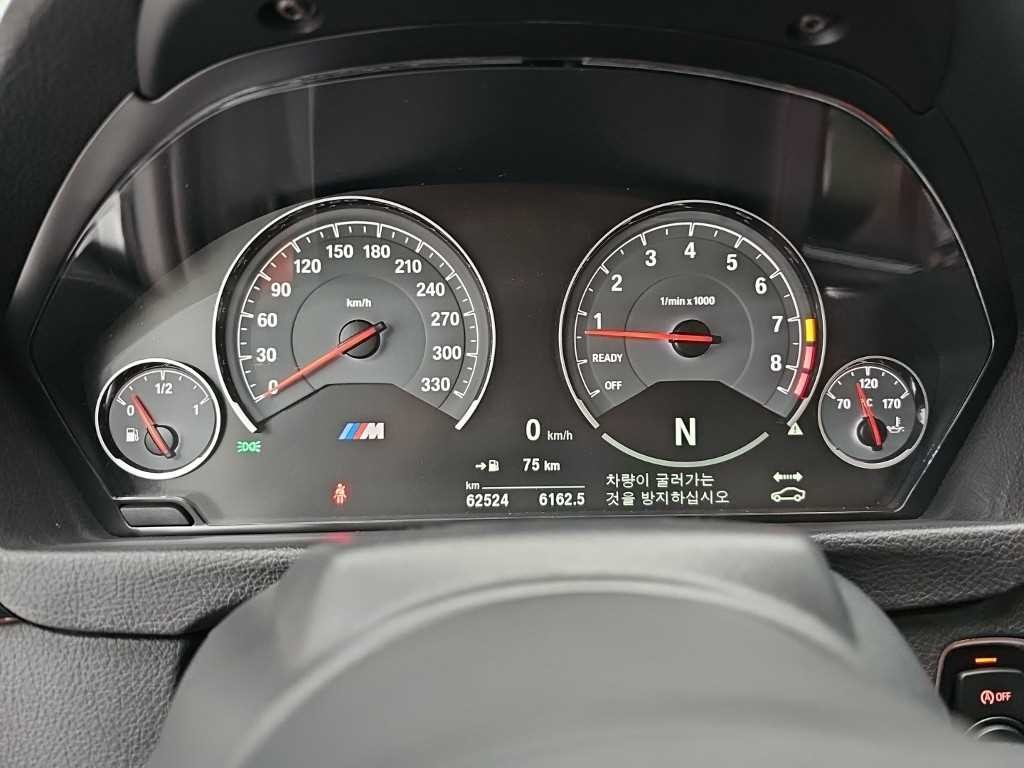 BMW 4시리즈 M4 (F82) 컨버터블 컴패티션 이미지 6