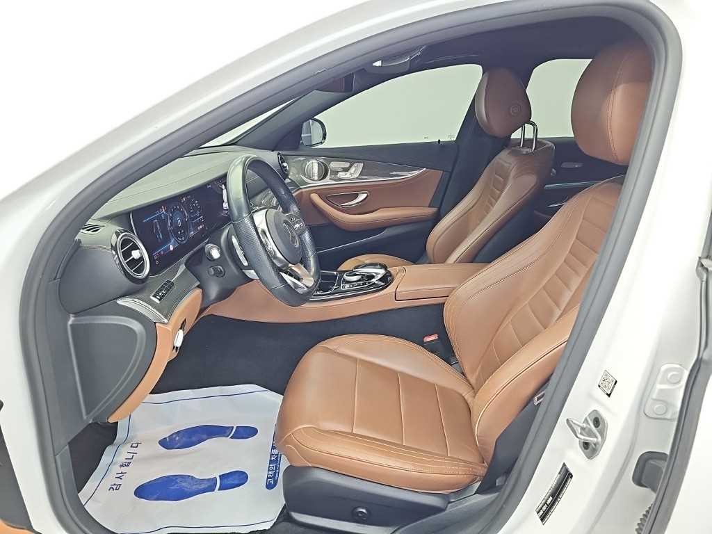 벤츠 E 클래스 E-클래스 W213 E350 4MATIC AMG LINE 이미지 11