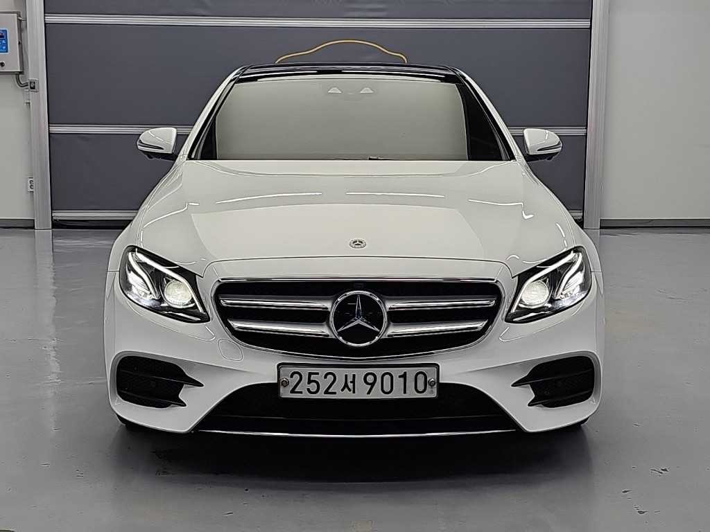 벤츠 E 클래스 E-클래스 W213 E350 4MATIC AMG LINE 이미지 2