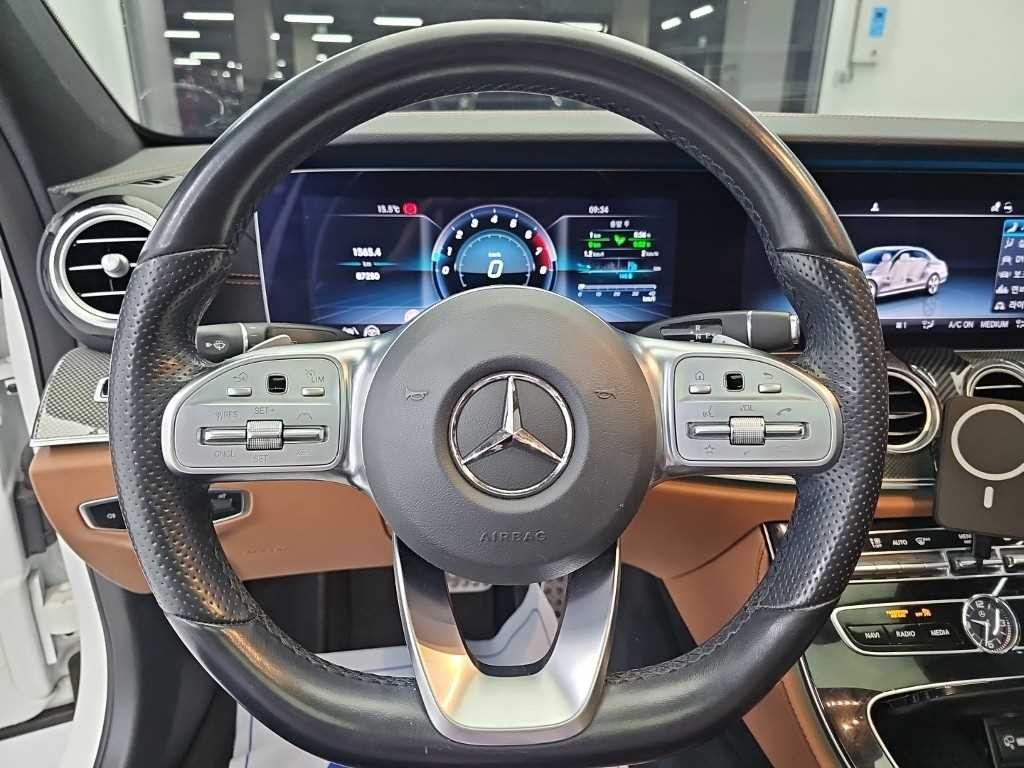벤츠 E 클래스 E-클래스 W213 E350 4MATIC AMG LINE 이미지 9
