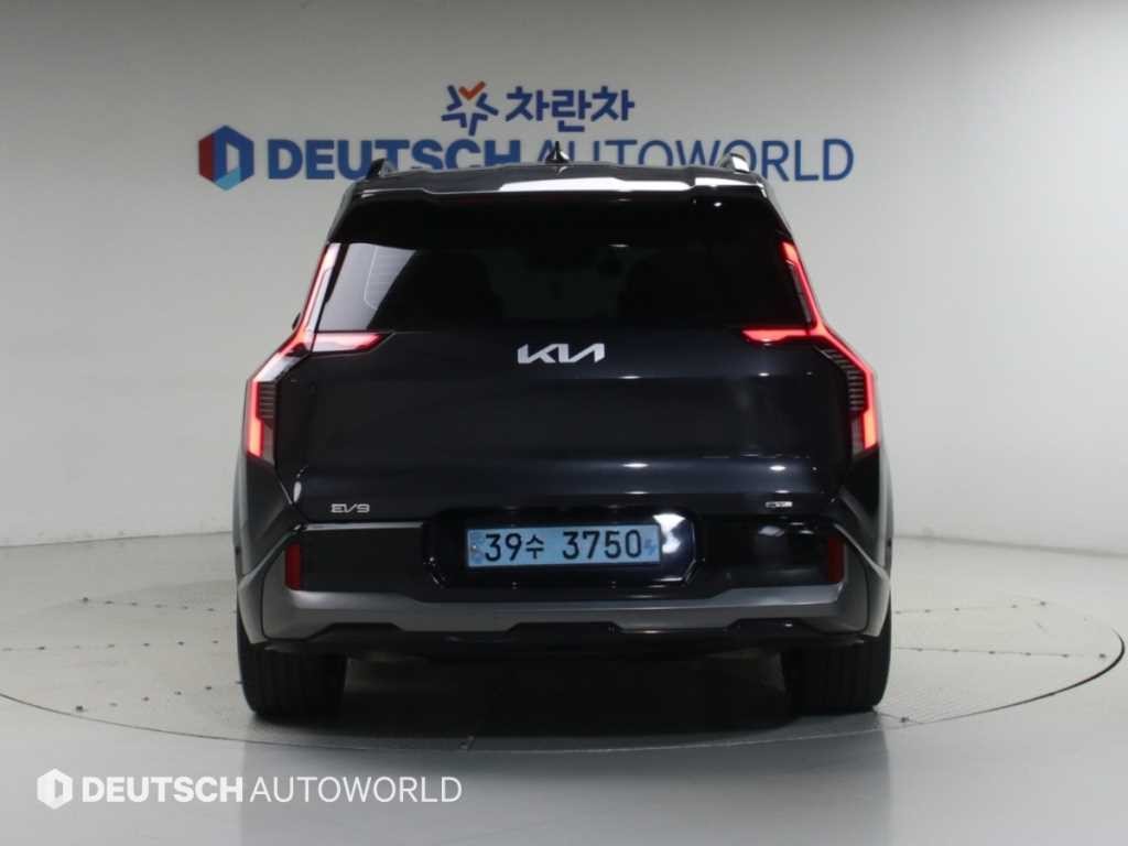 기아 EV9 롱레인지 4WD GT Line 이미지 4