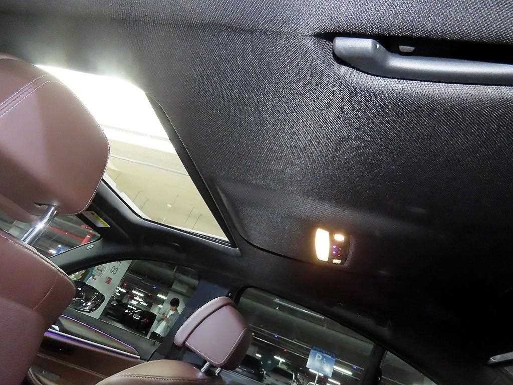 BMW 5시리즈 5시리즈 (G30) 530i xDrive M 스포츠 플러스 이미지 16