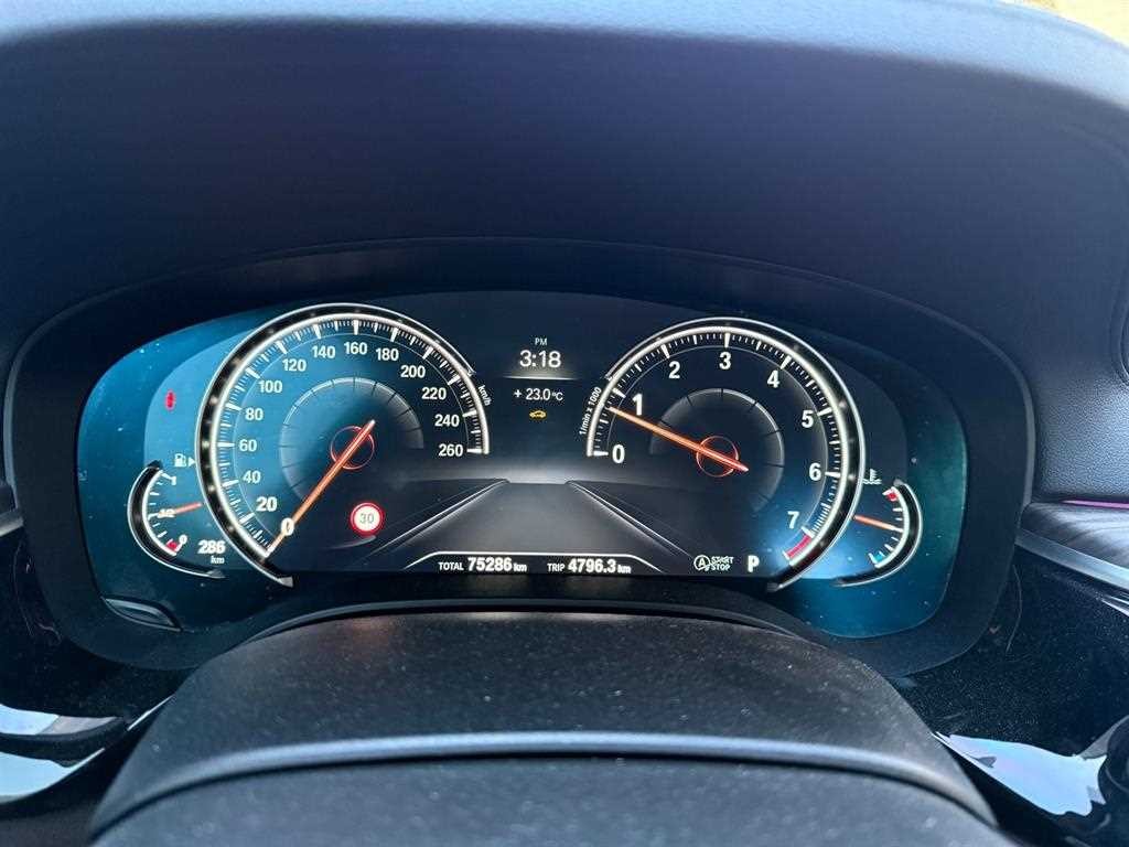 BMW 5시리즈 5시리즈 (G30) 530i xDrive M 스포츠 플러스 이미지 4