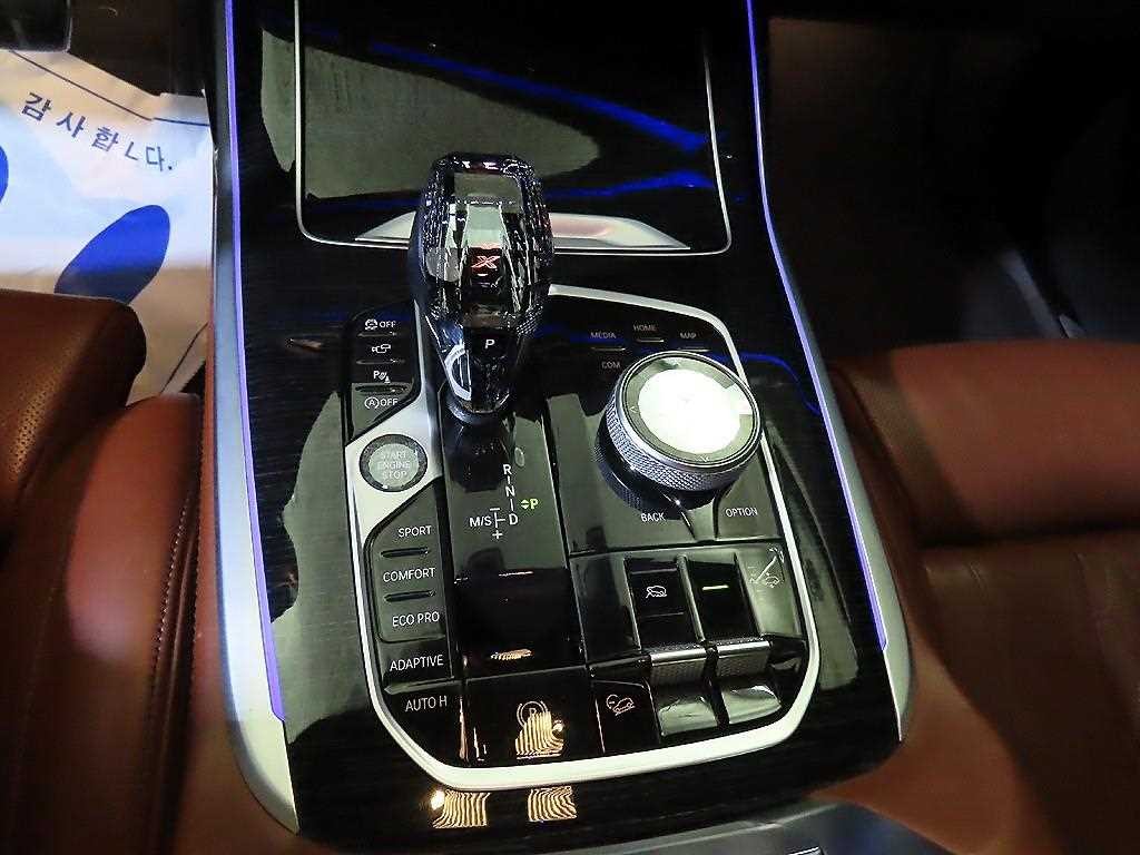 BMW X7 X7 (G07) xDrive 30d M 스포츠 6인승 이미지 12