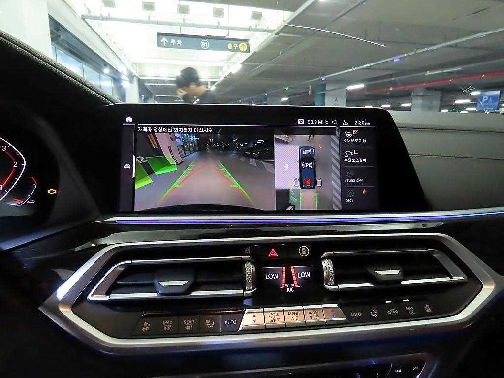 BMW X7 X7 (G07) xDrive 30d M 스포츠 6인승 이미지 14