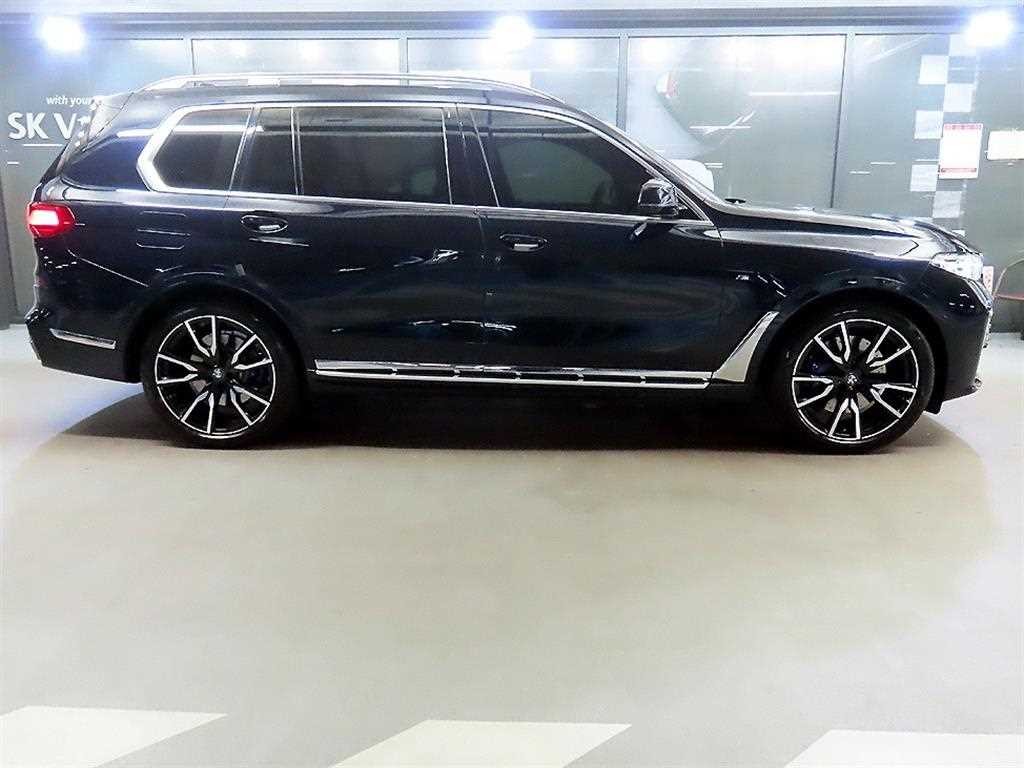 BMW X7 X7 (G07) xDrive 30d M 스포츠 6인승 이미지 3