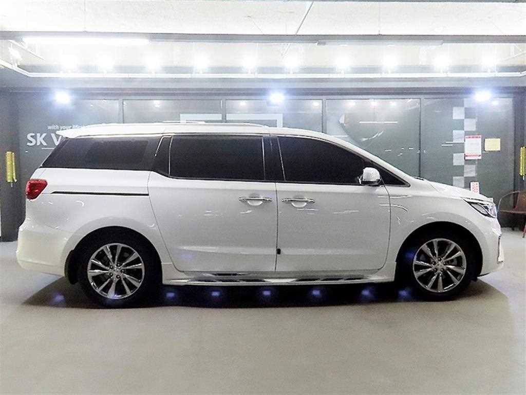 기아 카니발 더 뉴 카니발 디젤 9인승 노블레스 스페셜 이미지 3