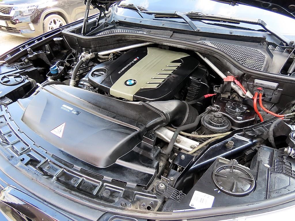 BMW X5 X5 (F15) xDrive M50d 이미지 19