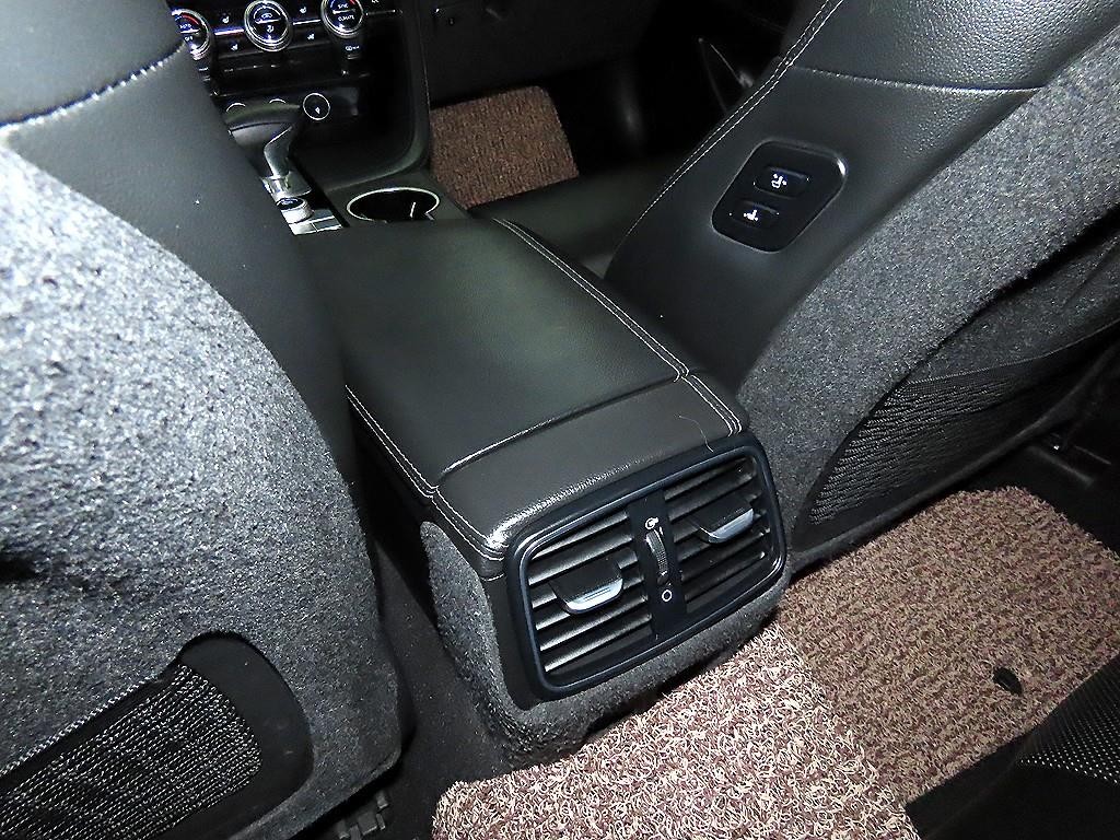 제네시스 G70 더 뉴 G70 가솔린 3.3T 2WD 기본형 이미지 16