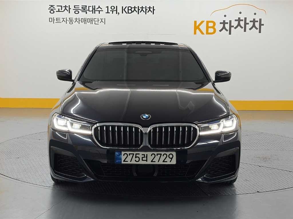 BMW 5시리즈 5시리즈 (G30) 530i M 스포츠 이미지 2