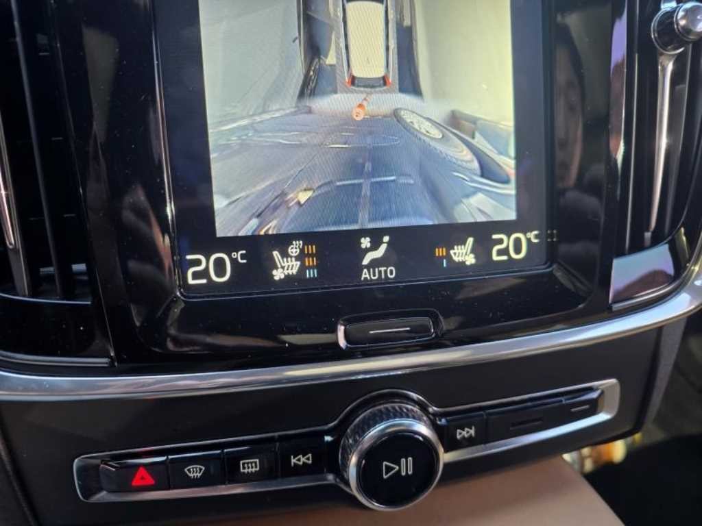 볼보 V90 V90 크로스컨트리 D5 프로 AWD 이미지 10