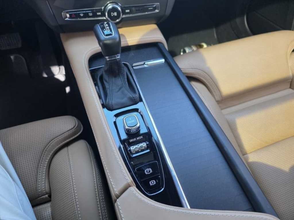 볼보 V90 V90 크로스컨트리 D5 프로 AWD 이미지 11