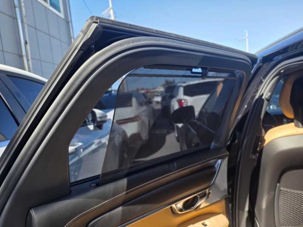 볼보 V90 V90 크로스컨트리 D5 프로 AWD 이미지 15