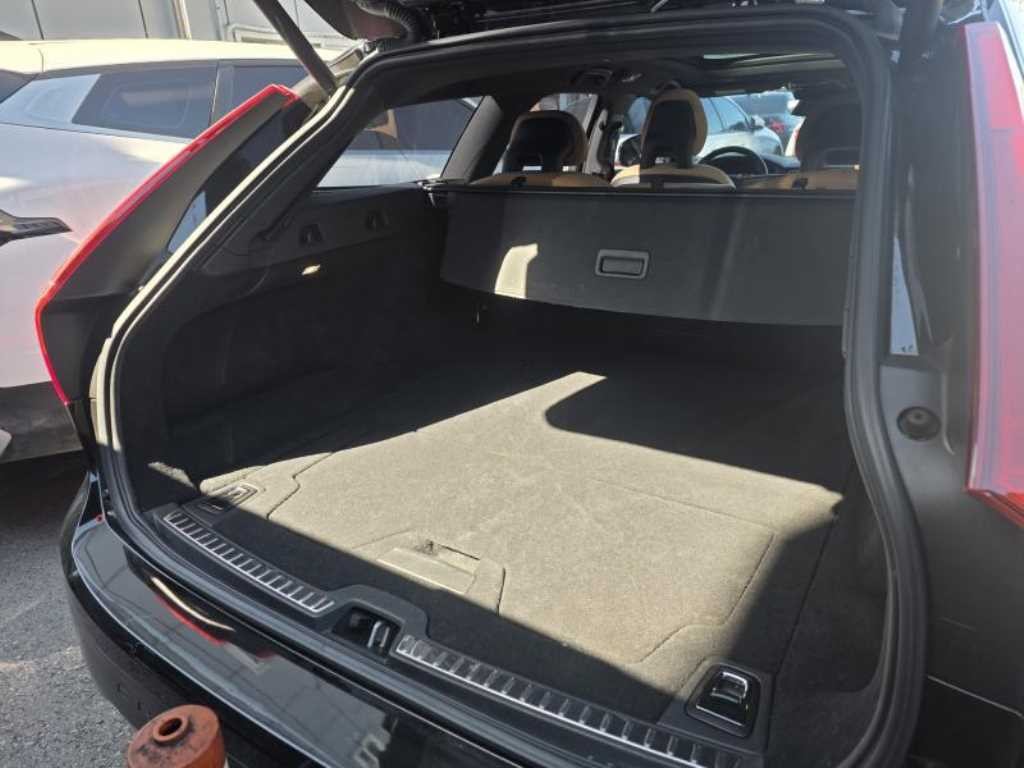 볼보 V90 V90 크로스컨트리 D5 프로 AWD 이미지 16