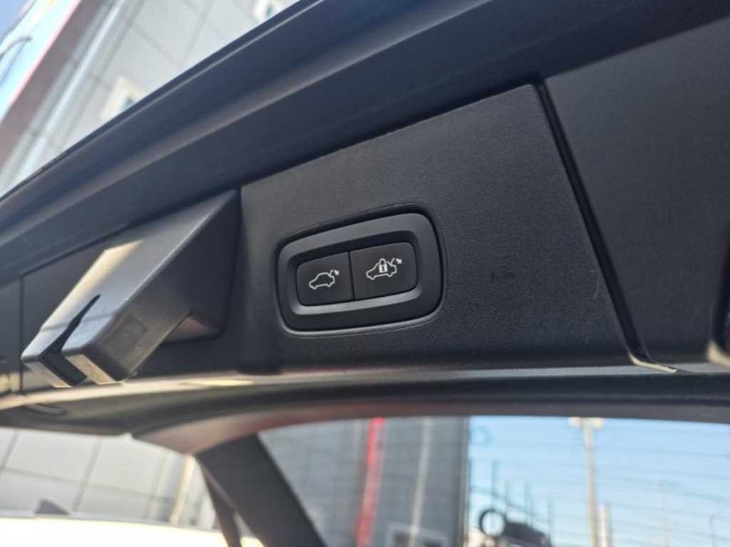 볼보 V90 V90 크로스컨트리 D5 프로 AWD 이미지 17