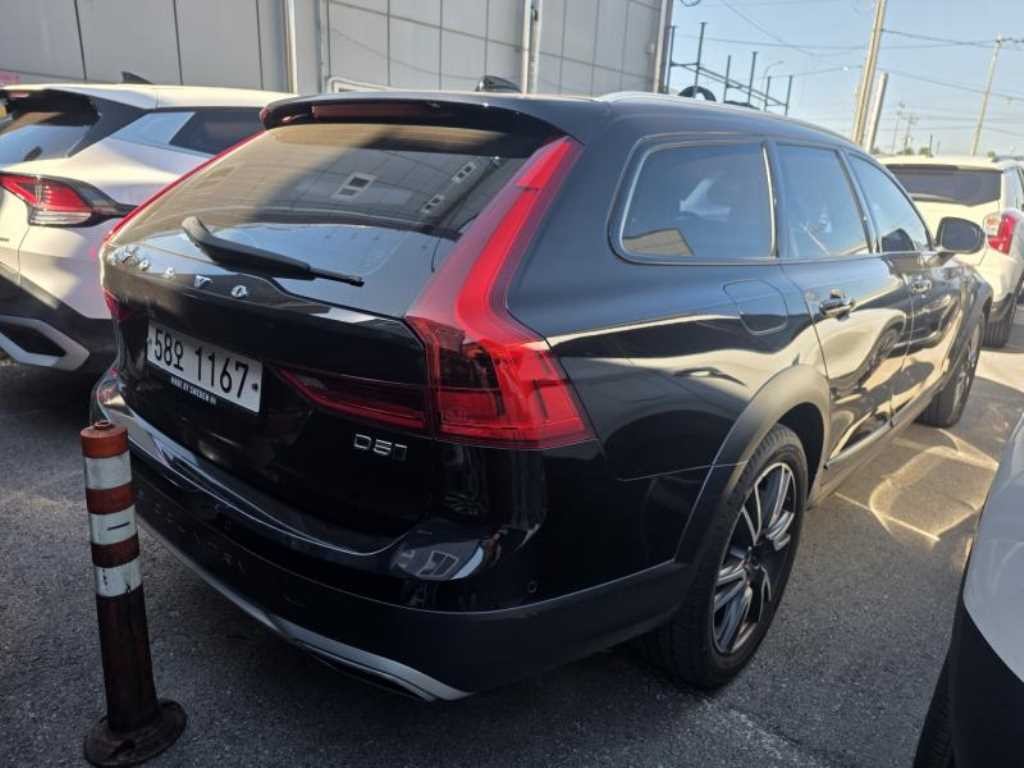 볼보 V90 V90 크로스컨트리 D5 프로 AWD 이미지 3