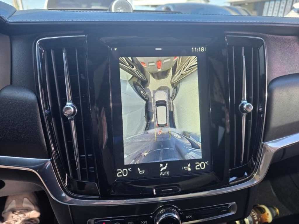 볼보 V90 V90 크로스컨트리 D5 프로 AWD 이미지 9