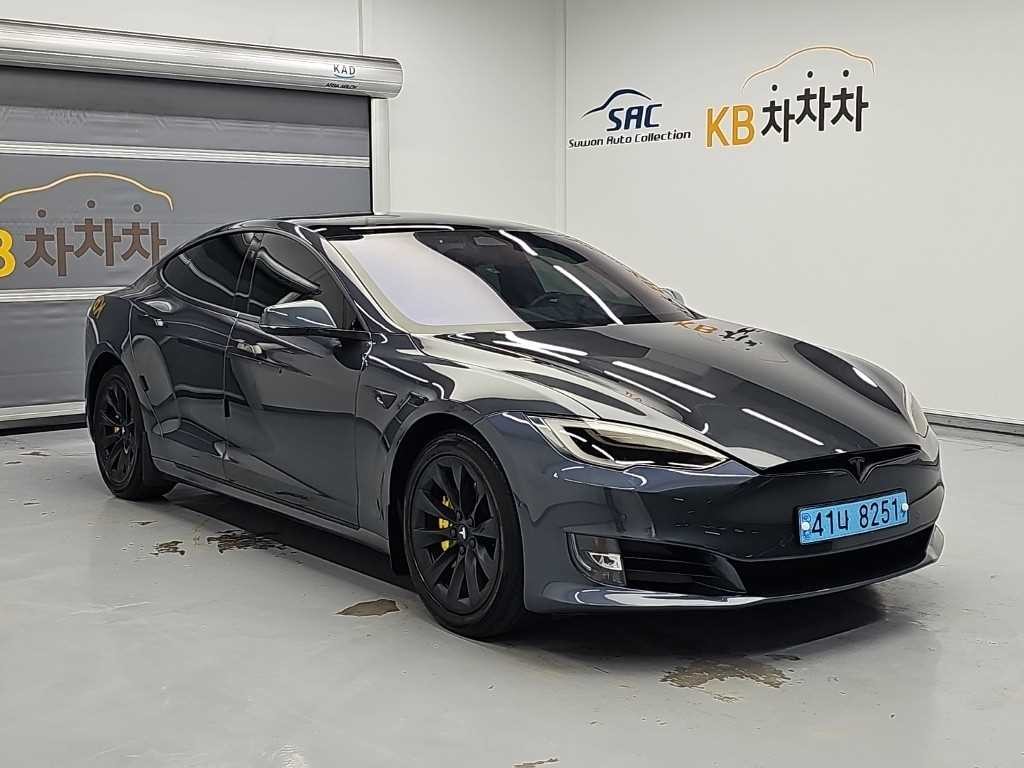 테슬라 모델 S 90D 이미지 4