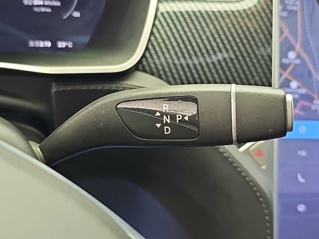 테슬라 모델 S 90D 이미지 8