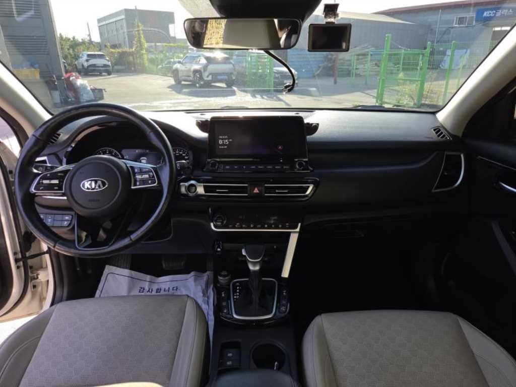 기아 셀토스 가솔린 1.6 터보 2WD 그래비티 이미지 7