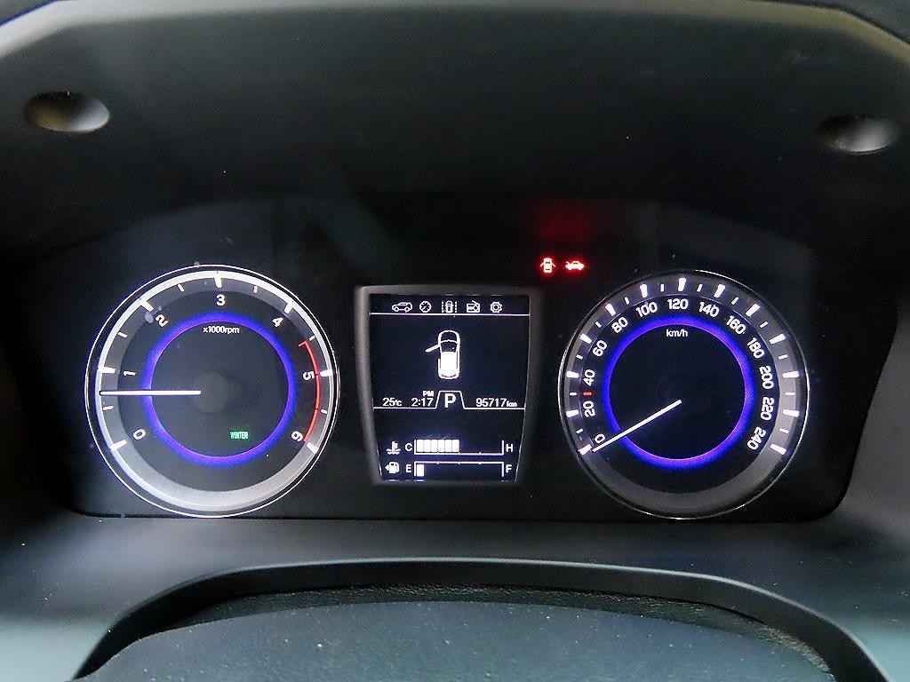 KG모빌리티(쌍용) 렉스턴 G4렉스턴 디젤 2.2 4WD 럭셔리 이미지 9