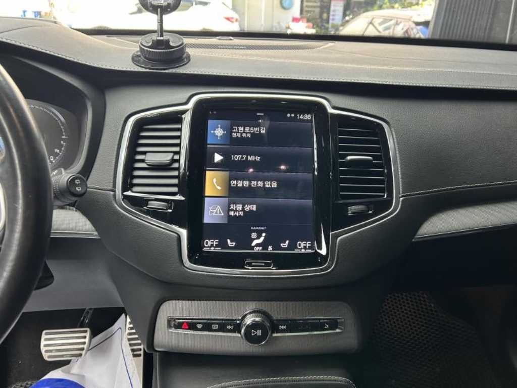볼보 XC90 XC90 2세대 2.0 T8 AWD R-디자인 이미지 11