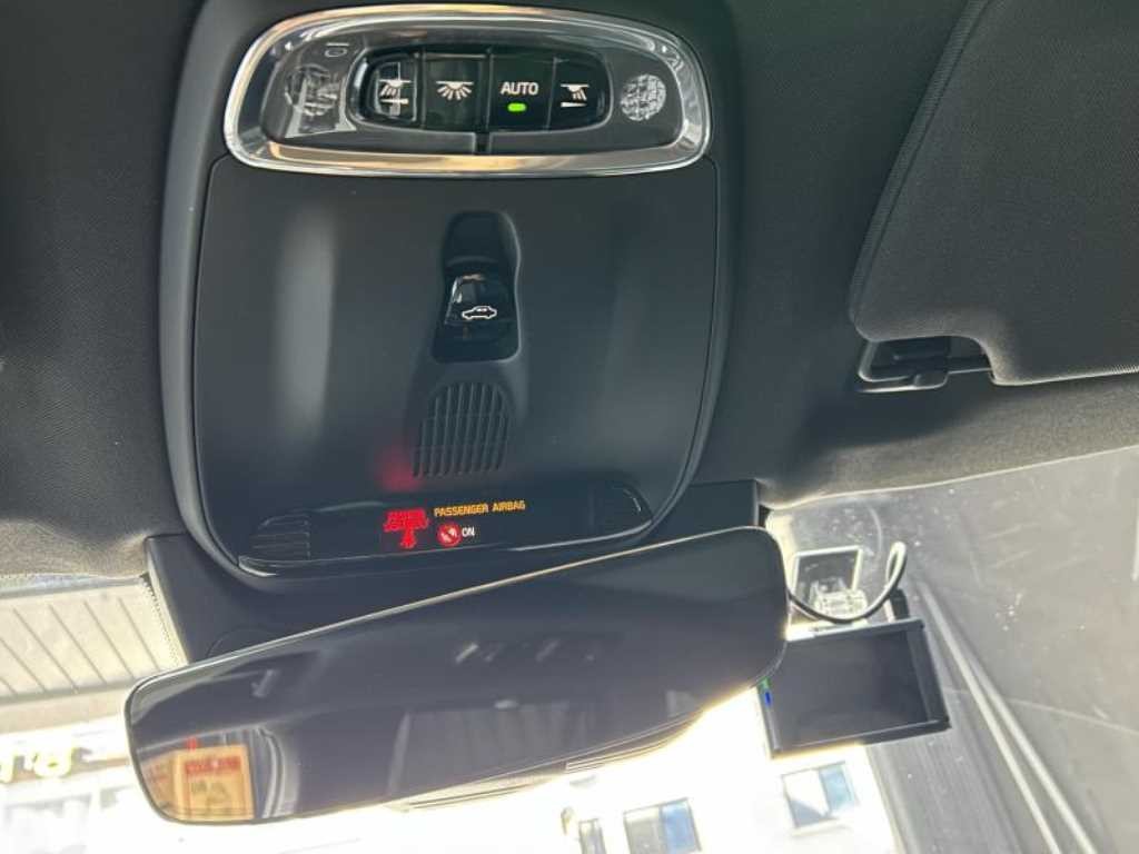 볼보 XC90 XC90 2세대 2.0 T8 AWD R-디자인 이미지 13