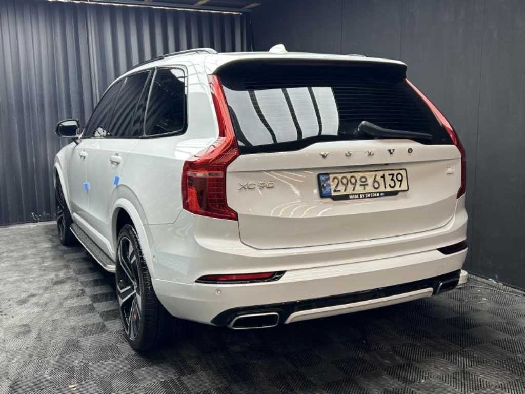 볼보 XC90 XC90 2세대 2.0 T8 AWD R-디자인 이미지 3