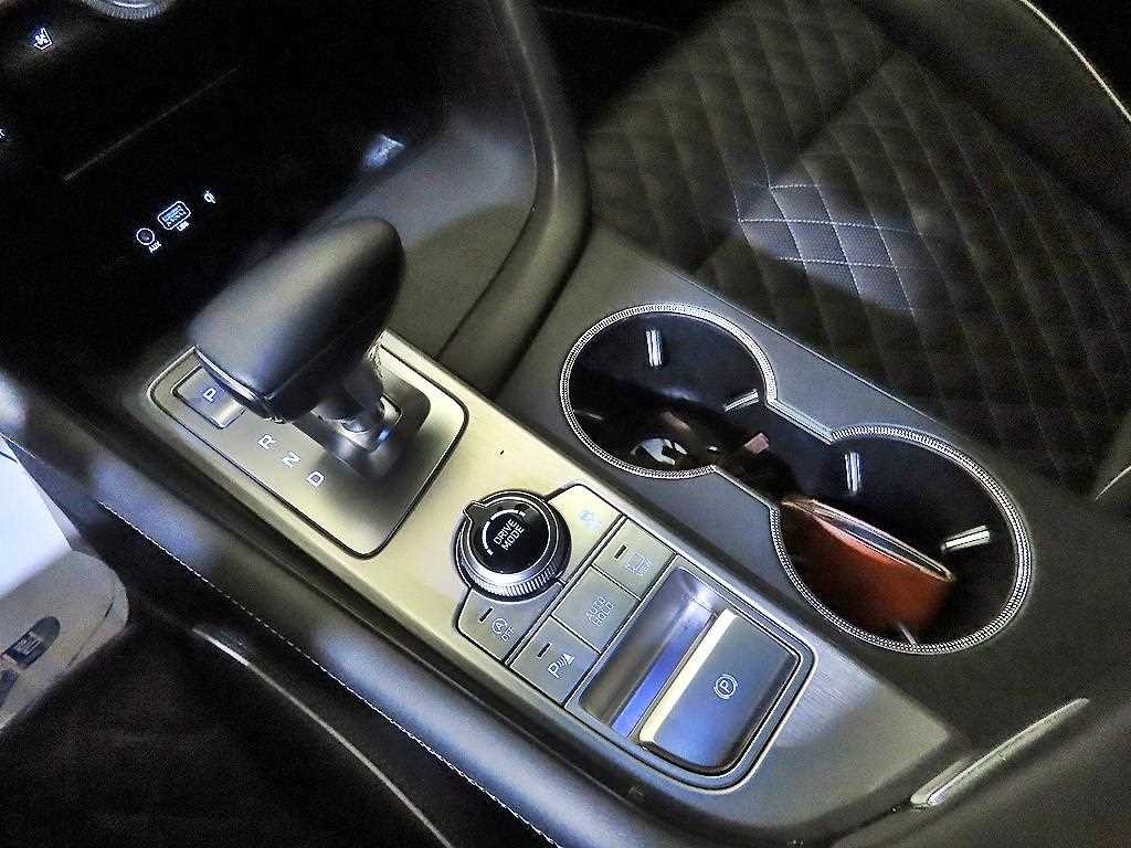 제네시스 G70 2.0T AWD 스포츠 패키지 이미지 12