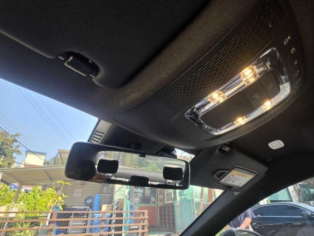 벤츠 A 클래스 A클래스 W177 A220 세단 이미지 11