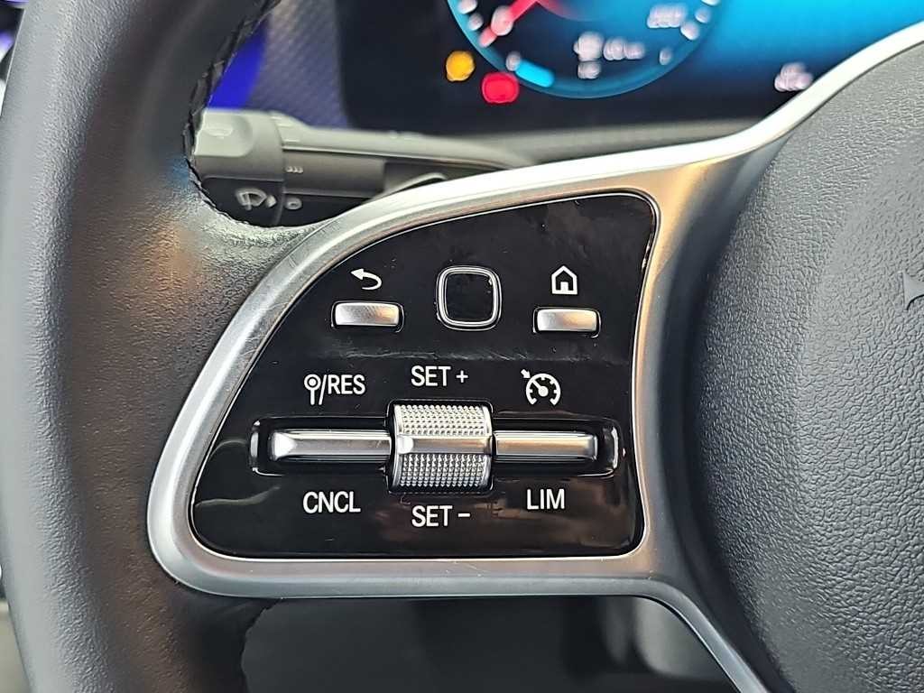 벤츠 A 클래스 A클래스 W177 A220 세단 이미지 17