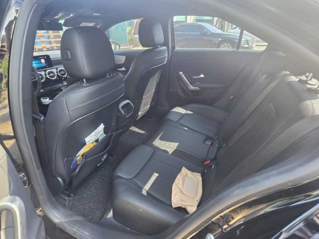 벤츠 A 클래스 A클래스 W177 A220 세단 이미지 4