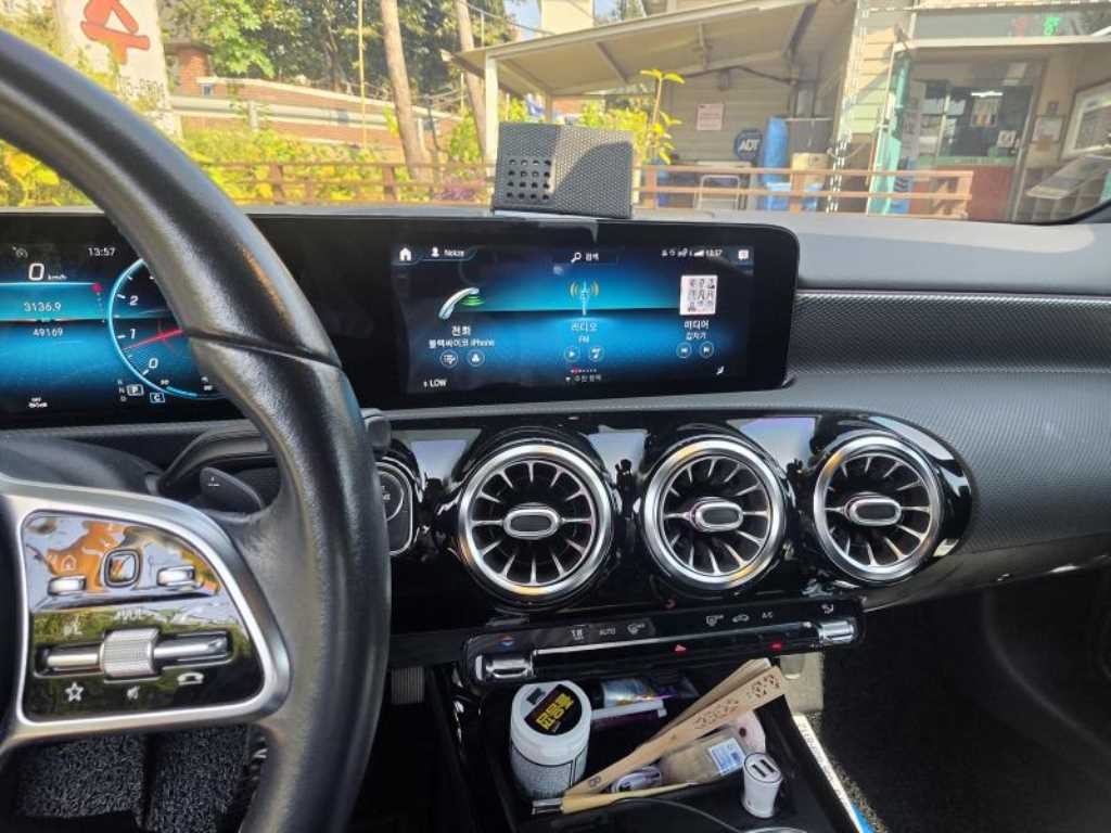 벤츠 A 클래스 A클래스 W177 A220 세단 이미지 9