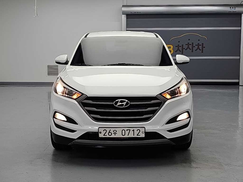 현대 투싼 올뉴투싼 디젤 2.0 2WD 스타일 이미지 2
