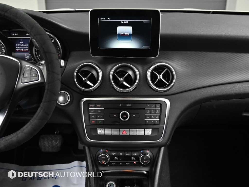 벤츠 GLA 클래스 GLA클래스 X156 GLA220 이미지 14