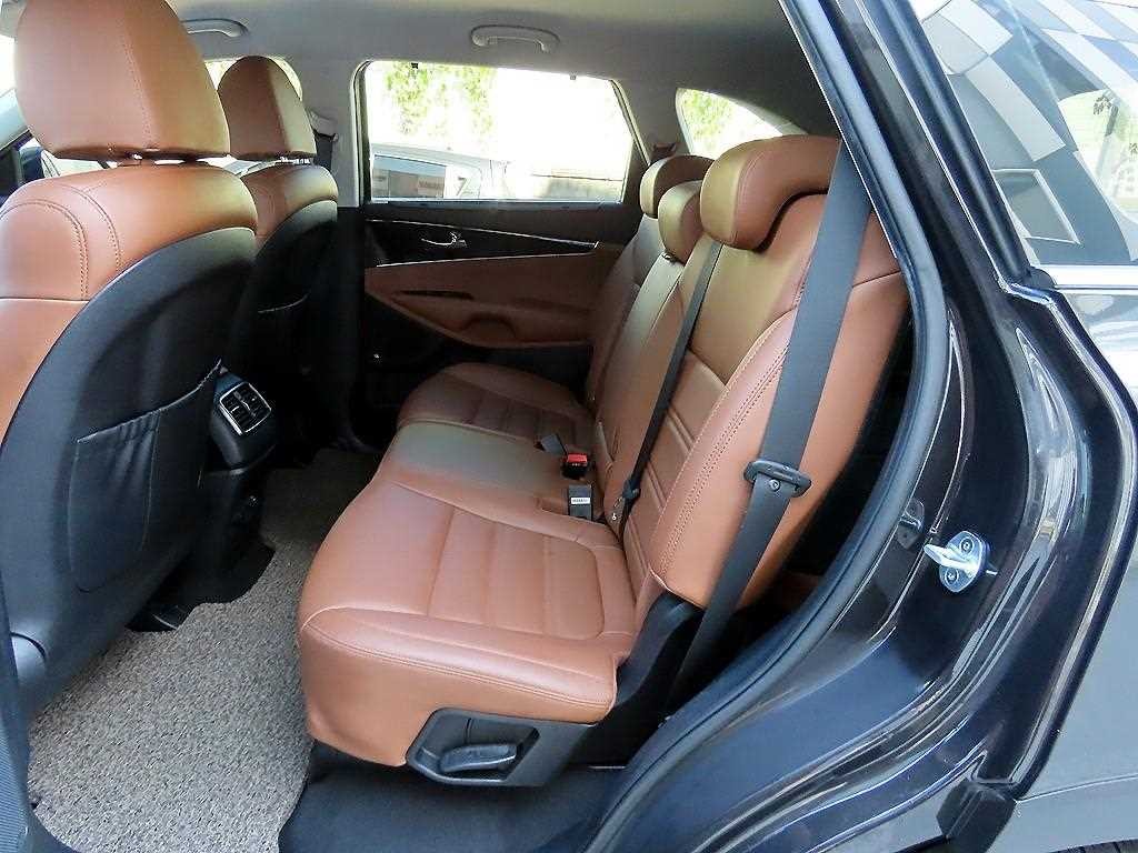 기아 쏘렌토 더 뉴 쏘렌토 디젤 2.2 2WD 노블레스 이미지 6