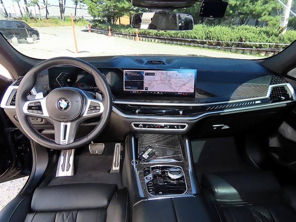 BMW X6 X6 (G06) xDrive M60i 이미지 8