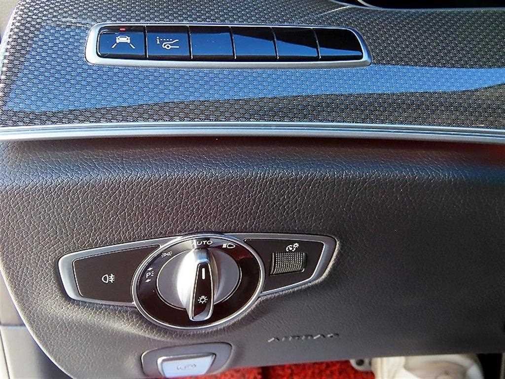 벤츠 CLS 클래스 CLS클래스 C257 CLS 300d AMG Line 이미지 13