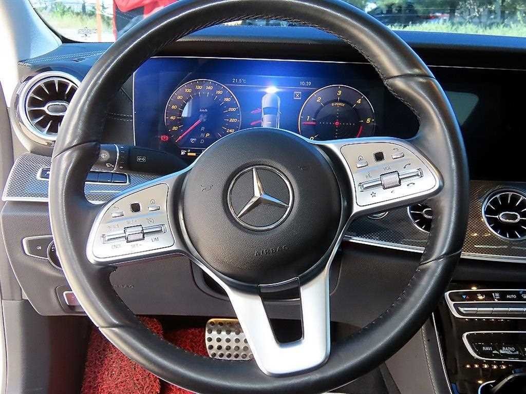 벤츠 CLS 클래스 CLS클래스 C257 CLS 300d AMG Line 이미지 8