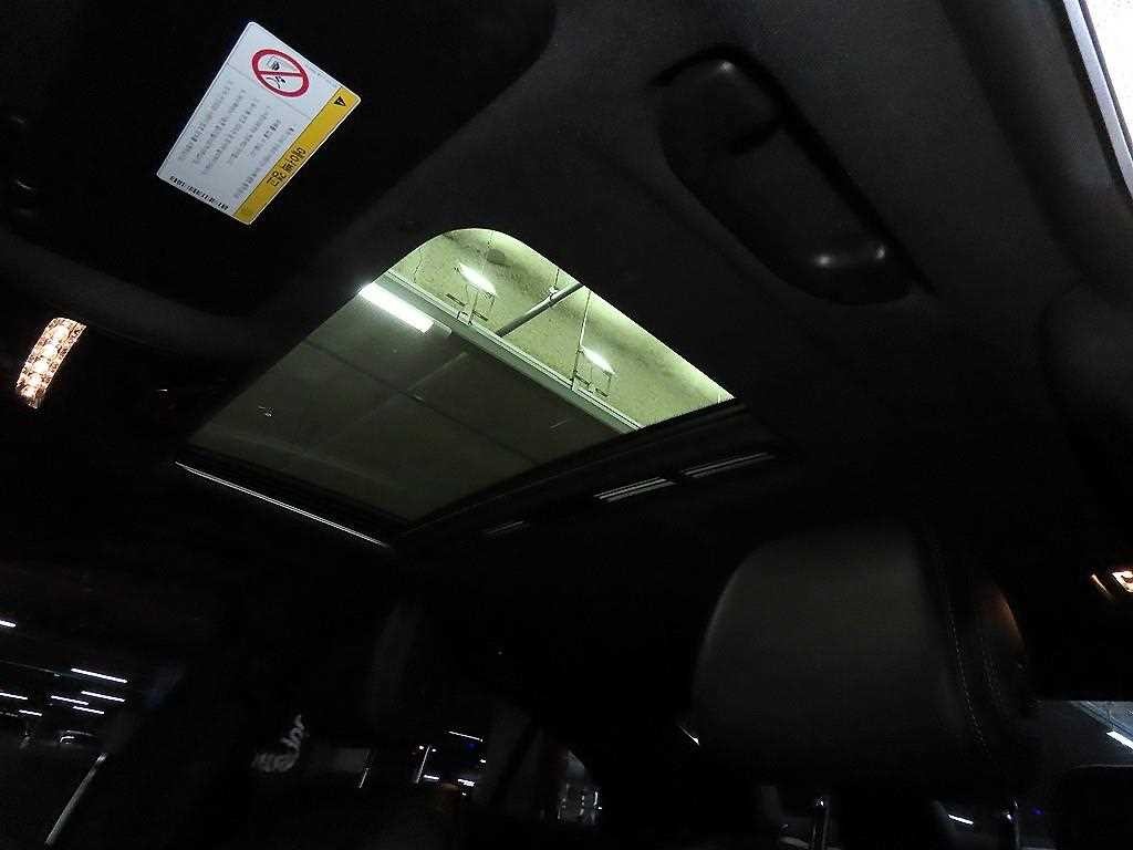 벤츠 CLS 클래스 CLS클래스 C257 CLS 300d AMG Line 이미지 16