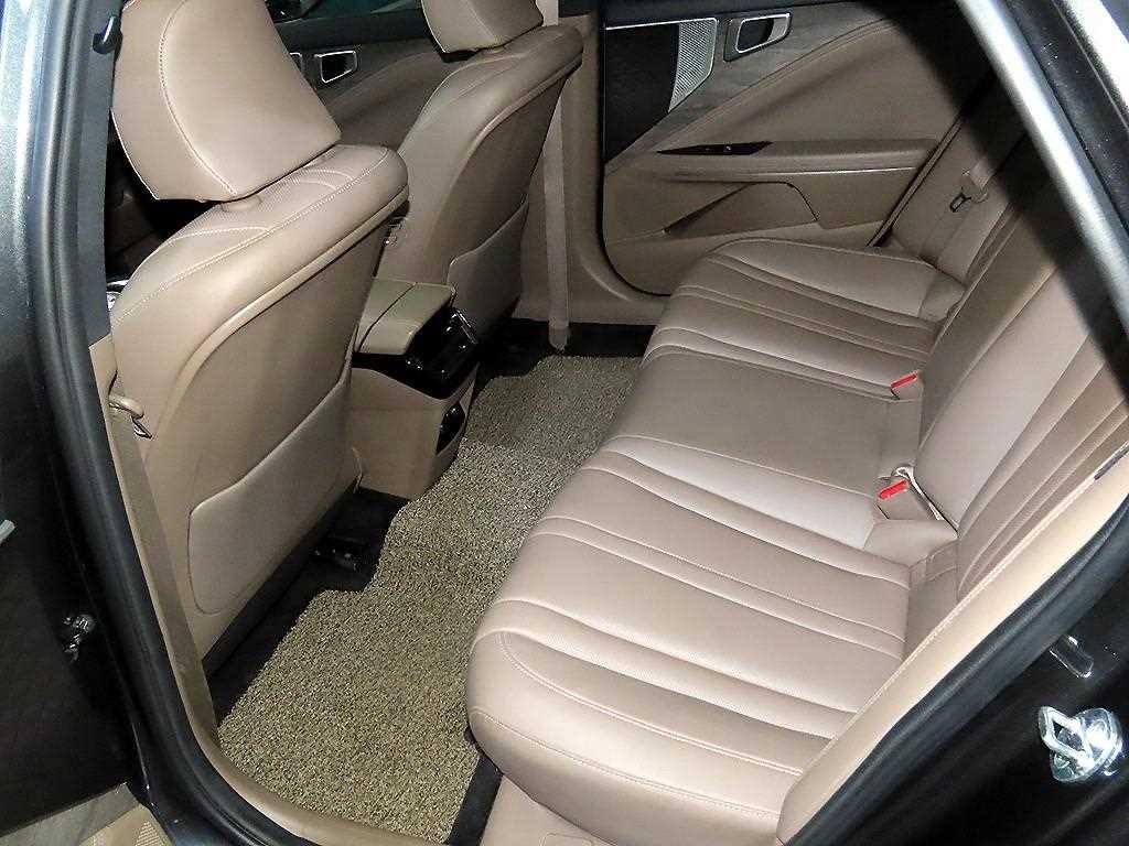 기아 K8 2.5 2WD 노블레스 이미지 7