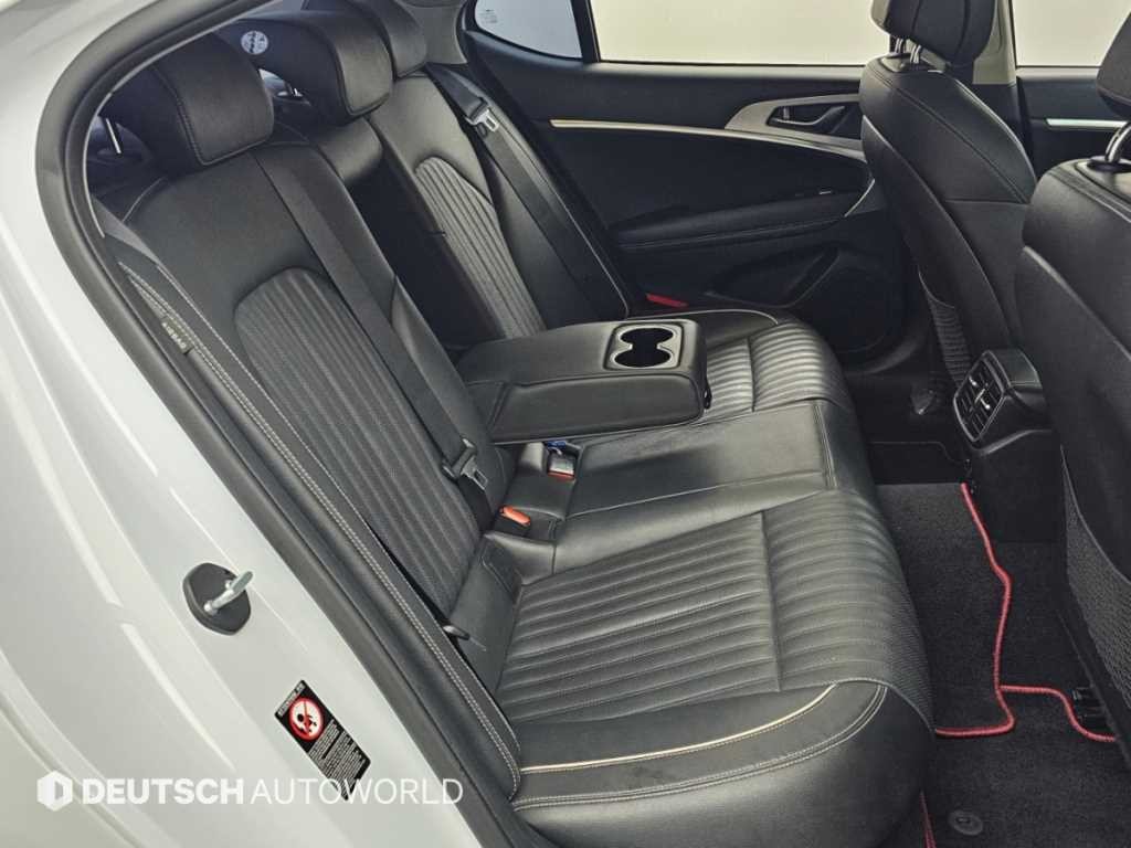제네시스 G70 2.2D AWD 슈프림 이미지 12