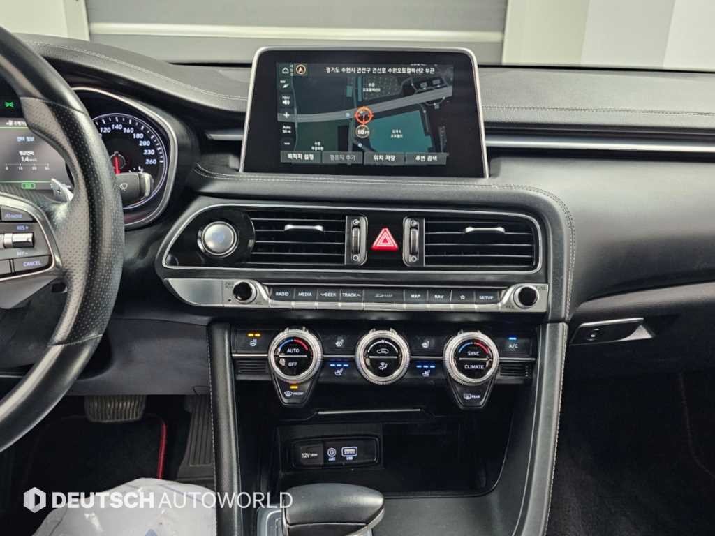 제네시스 G70 2.2D AWD 슈프림 이미지 14